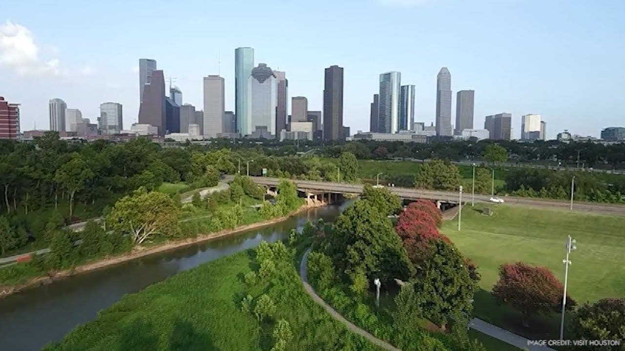Facelift Cost in Houston: What You’ll Pay in 2025