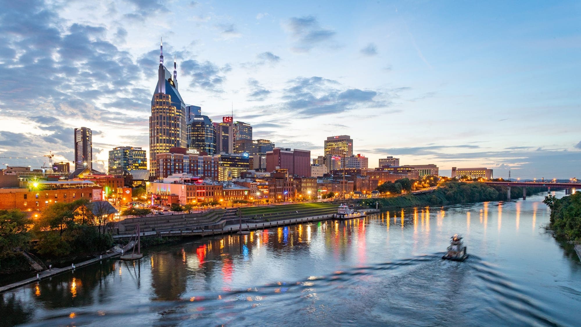 Jawline Contouring in Nashville, TN (2025 Guide)