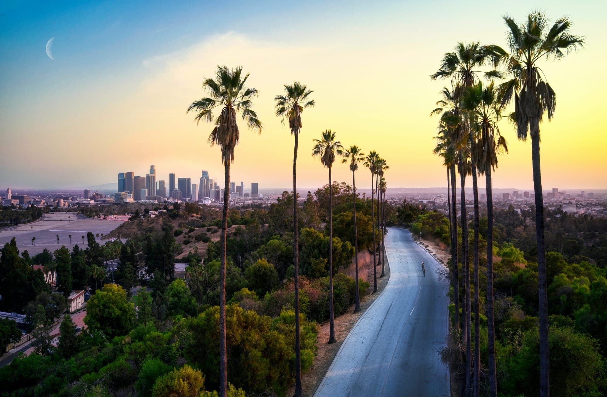Comprehensive Guide to Facial Rejuvenation in Los Angeles (2025)