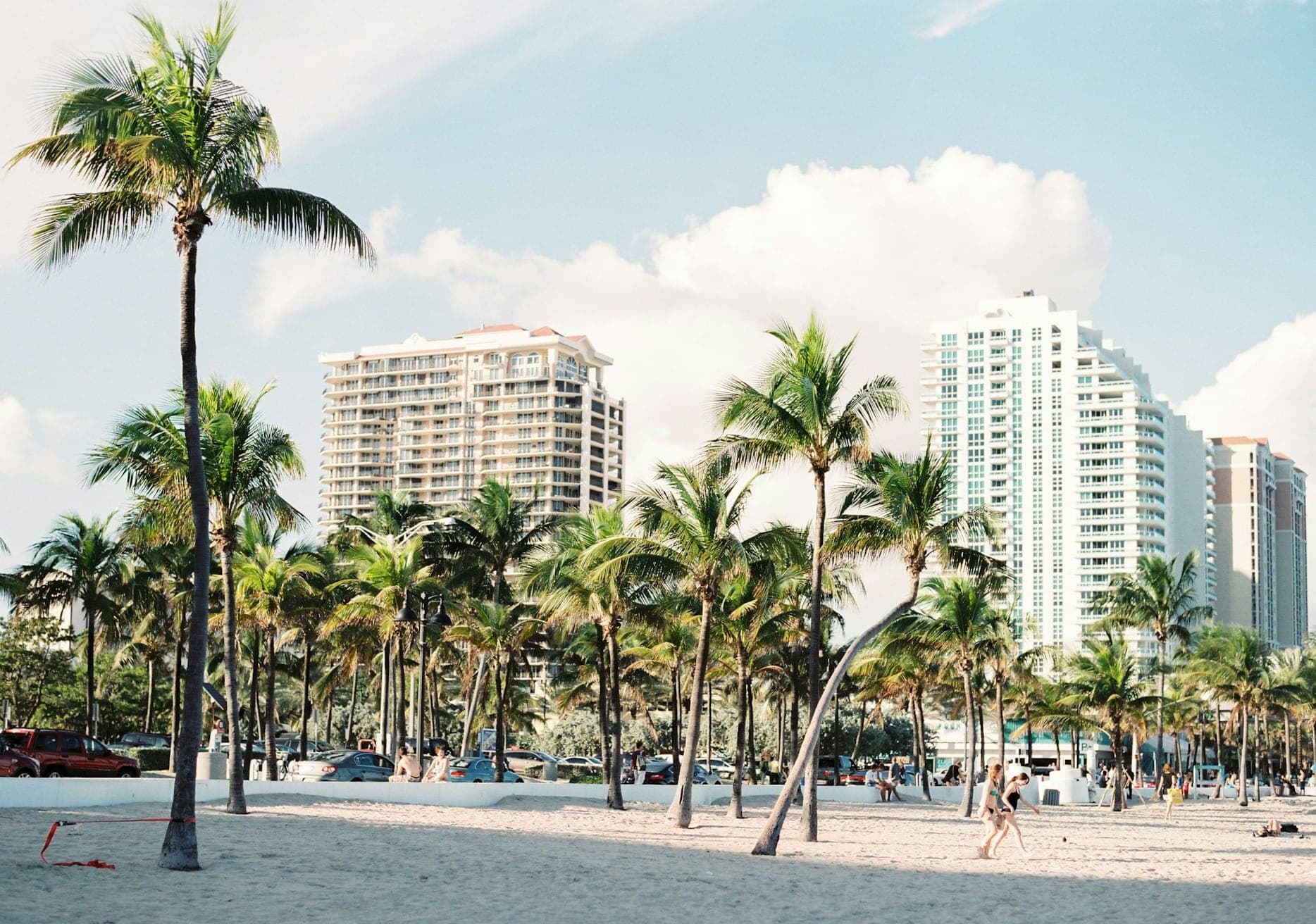 Hip Enhancement Cost in Miami (2025 Guide)