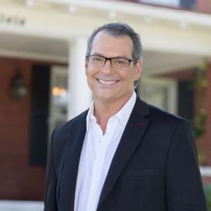 Dr. Christopher W. Chase