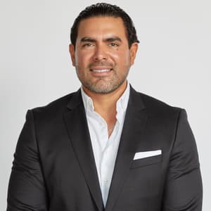 Dr. J. Roberto Ramirez Gavidia