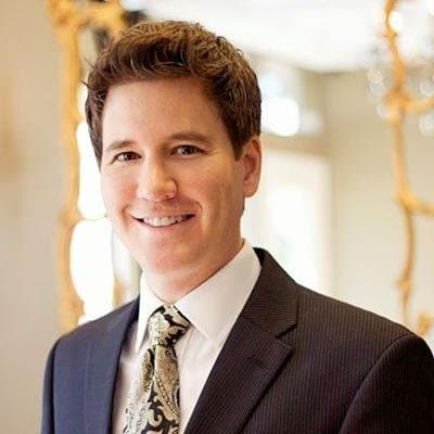 Dr. Michael Vennemeyer