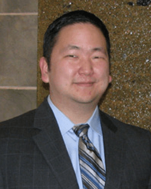 Dr. Robert Kang Kwon
