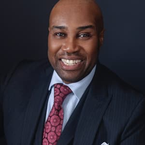 Dr. Earl Stephenson, Jr.